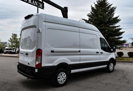 2023 Ford E-Transit Base