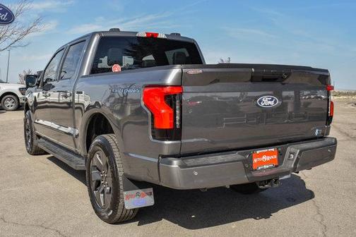 2025 Ford F-150 Lightning Flash
