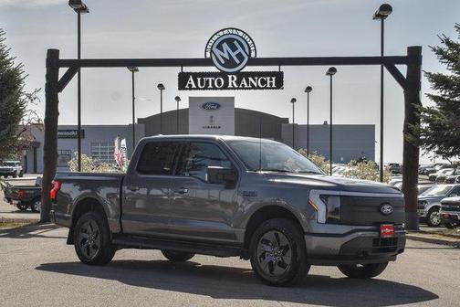 2025 Ford F-150 Lightning Flash