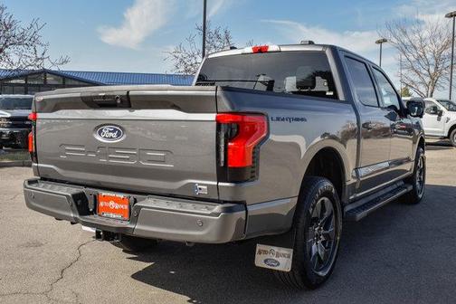 2025 Ford F-150 Lightning Flash