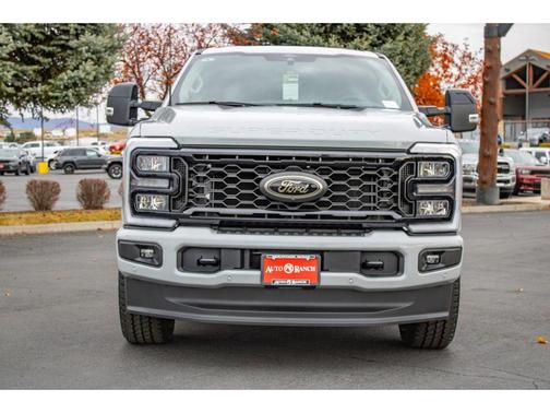 2026 Ford F-350 Lariat Super Duty