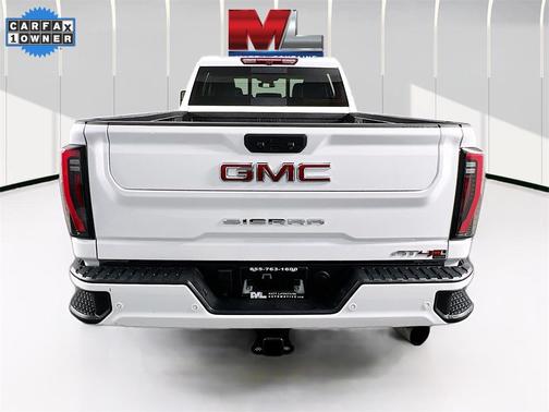 2024 GMC Sierra 2500 AT4