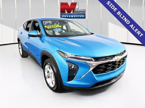 2025 Chevrolet Trax LS