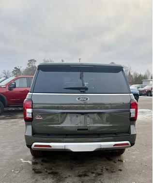 2024 Ford Expedition Timberline