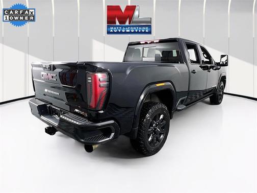 2024 GMC Sierra 2500 AT4