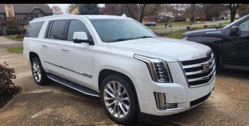 2019 Cadillac Escalade ESV Luxury
