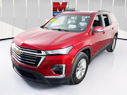 2023 Chevrolet Traverse LT Leather