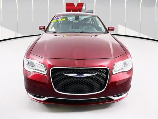 2018 Chrysler 300 Touring