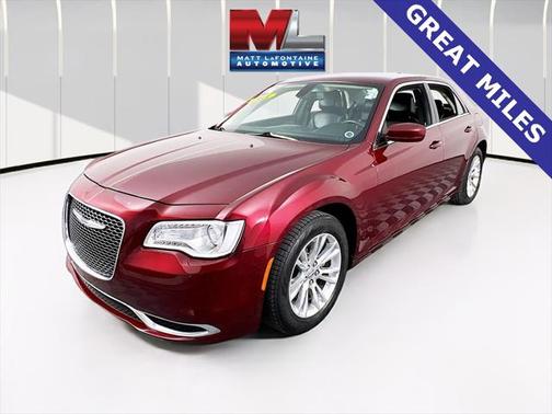 2018 Chrysler 300 Touring