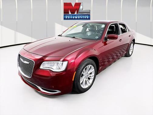 2018 Chrysler 300 Touring