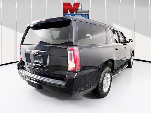 2017 GMC Yukon XL SLT