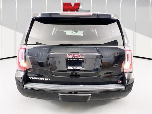 2017 GMC Yukon XL SLT