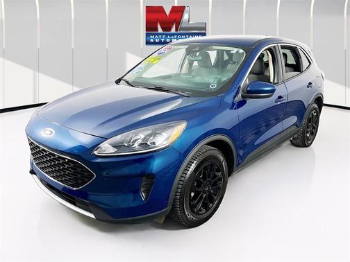 2020 Ford Escape SE