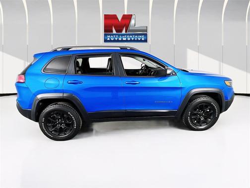 2021 Jeep Cherokee Trailhawk