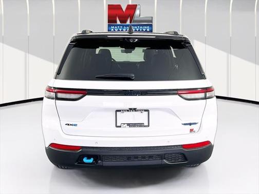 2022 Jeep Grand Cherokee 4xe Trailhawk