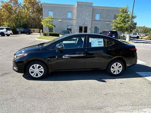 2025 Nissan Versa 1.6 S