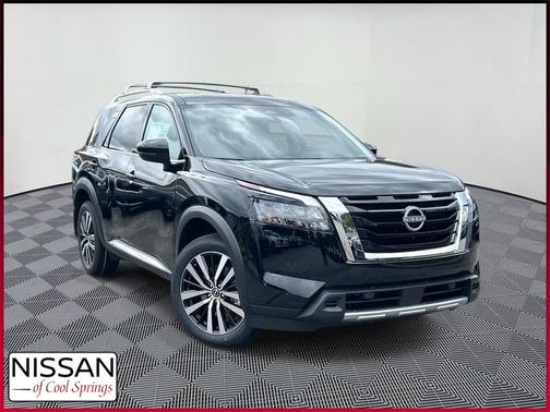 2025 Nissan Pathfinder Platinum 4WD