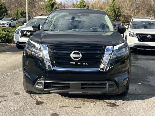 2025 Nissan Pathfinder S FWD