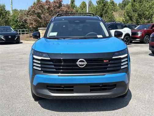 2025 Nissan Kicks SR