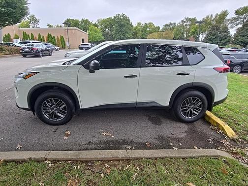 2025 Nissan Rogue S