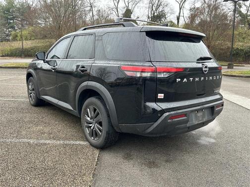 2023 Nissan Pathfinder SV 4WD