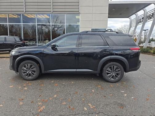 2023 Nissan Pathfinder SV 4WD