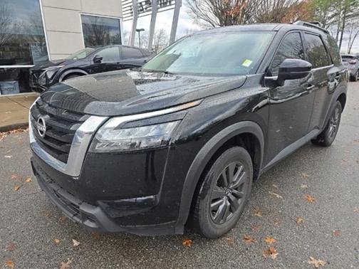 2023 Nissan Pathfinder SV 4WD