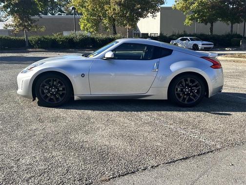 2017 Nissan 370Z Touring