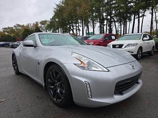 2017 Nissan 370Z Touring