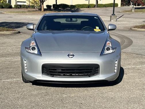 2017 Nissan 370Z Touring