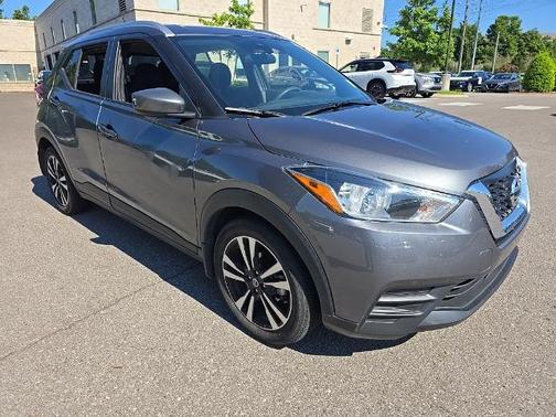 2020 Nissan Kicks SV
