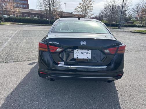 2020 Nissan Altima SR FWD