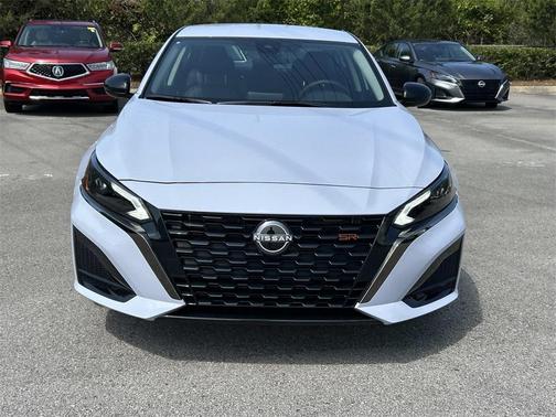 2025 Nissan Altima SR AWD