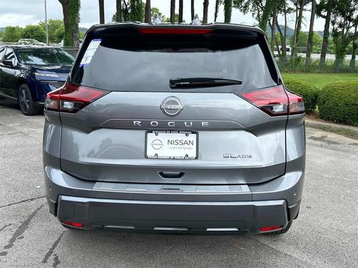 2025 Nissan Rogue SL