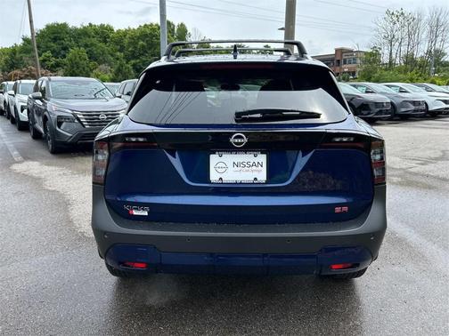 2025 Nissan Kicks SR