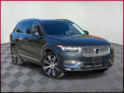 2022 Volvo XC90 T6 Inscription