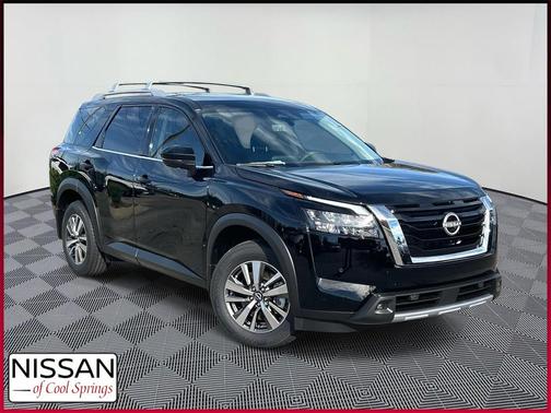 2025 Nissan Pathfinder SL FWD