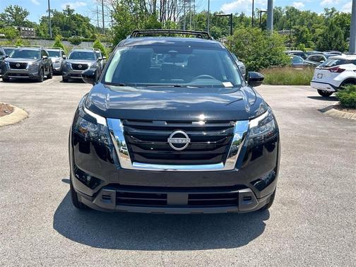 2025 Nissan Pathfinder SV FWD