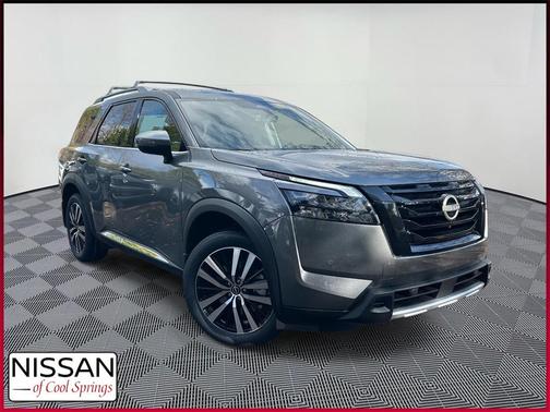 2025 Nissan Pathfinder Platinum 4WD