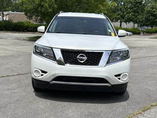 Moonlight White 2014 Nissan Pathfinder SV