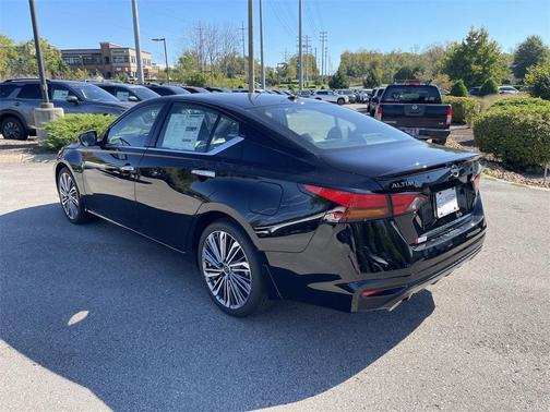 2025 Nissan Altima 2.5 SL