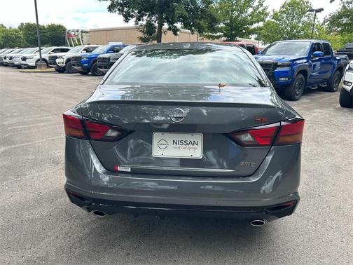 2025 Nissan Altima SR AWD