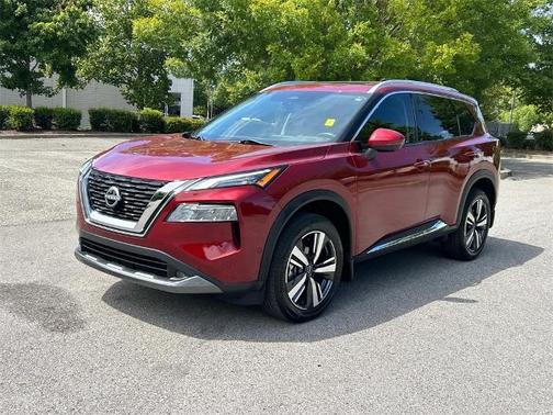 2022 Nissan Rogue SL
