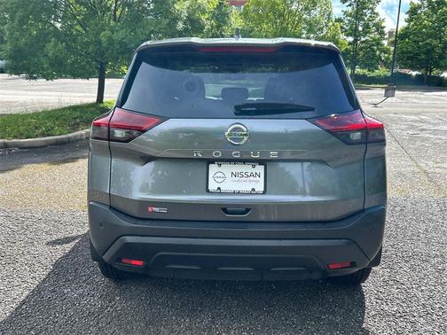 2021 Nissan Rogue S