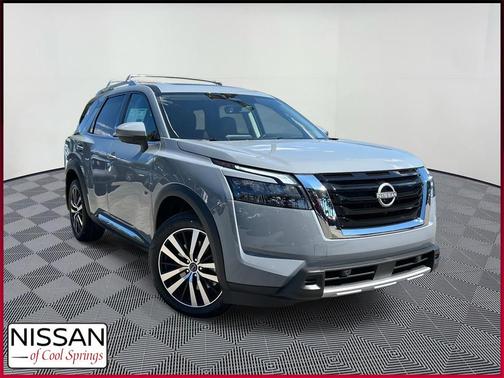 2025 Nissan Pathfinder Platinum FWD