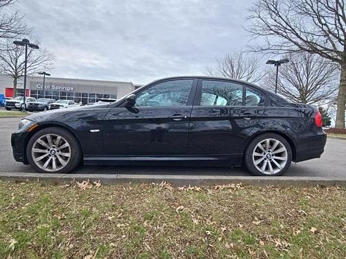 2011 BMW 328 328i