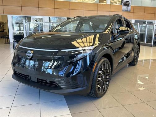 2026 Nissan Leaf PLATINUM+