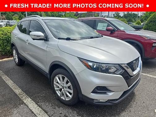 2022 Nissan Rogue Sport SV