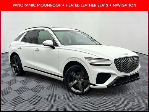 Alta White 2025 Genesis GV70 3.5T AWD Sport