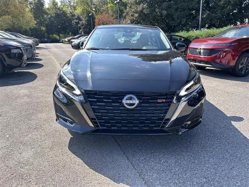 2025 Nissan Altima SR FWD